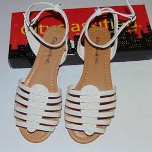 City Classified Huarache Flat Sandal - White - *NIB Size 6